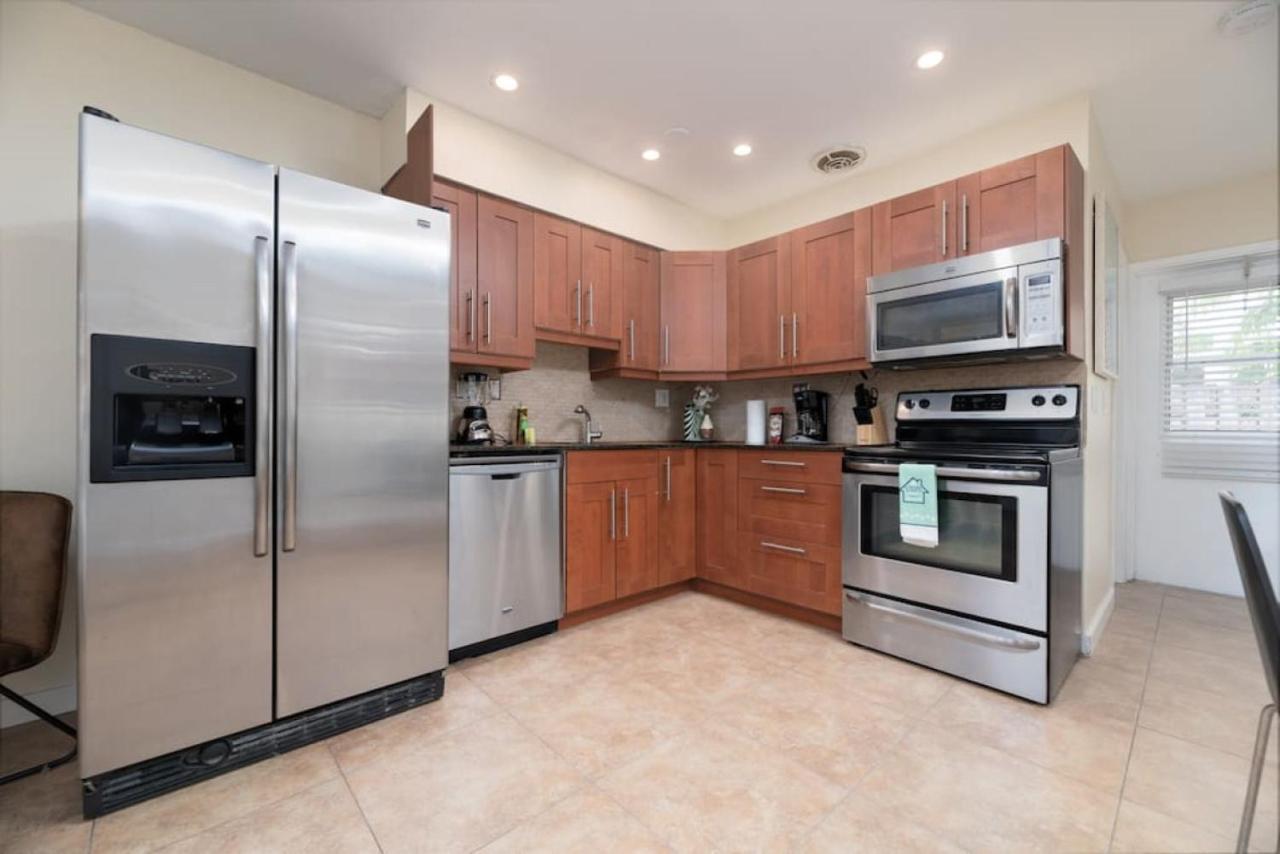 Just Off Wilton Drive Apt 7 Fort Lauderdale Luaran gambar